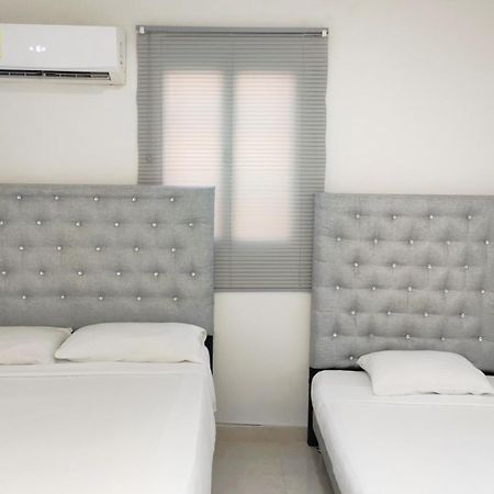 Apartamento Ana Ciudad Amurallada Cartagena Екстериор снимка