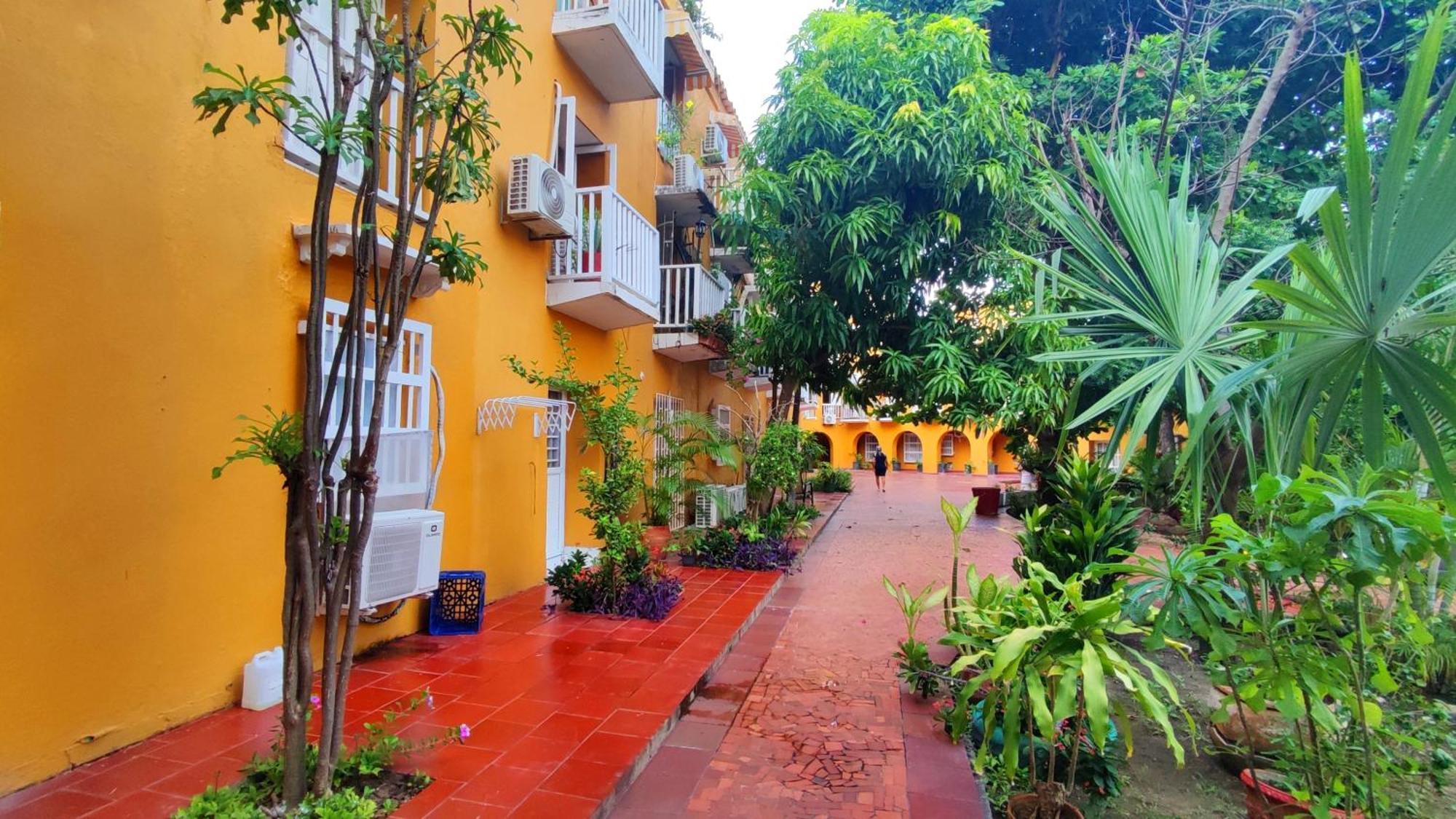 Apartamento Ana Ciudad Amurallada Cartagena Екстериор снимка